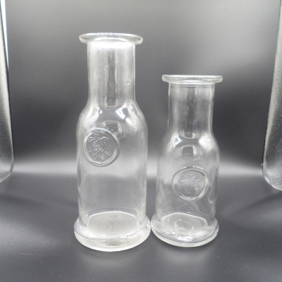 carafe bottle use in coffee or drinks