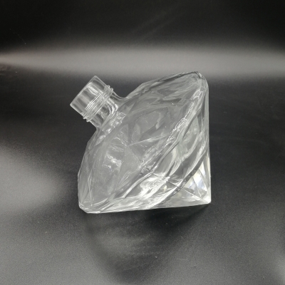 300ml diamond shape customized bottlev
